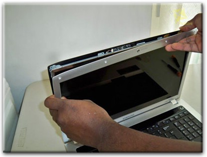 Замена экрана ноутбука Samsung в Красногорске
